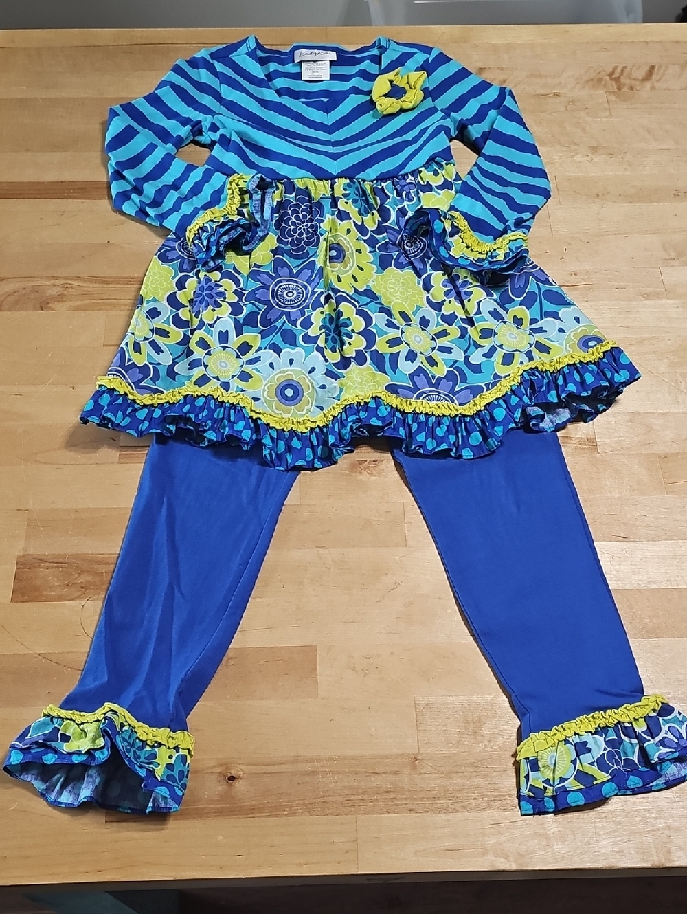 3 for $20 🌸 Emily Rose Blue Floral Stripe Ruffle Tunic & Leggings Set Girls 7